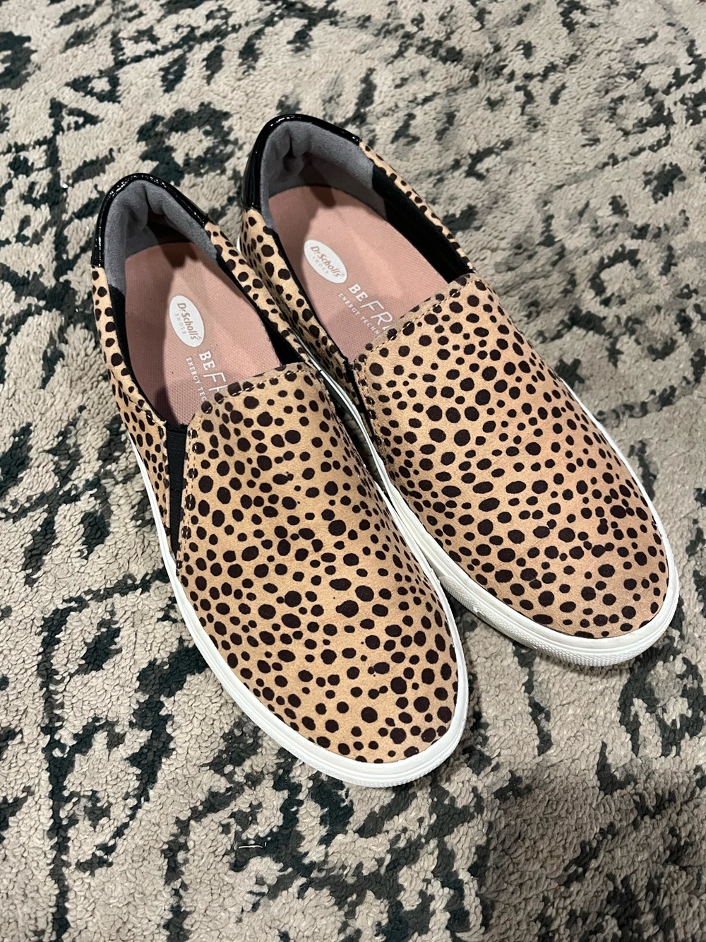 Dr. Scholl's Nova Slip On Sneaker Size 7